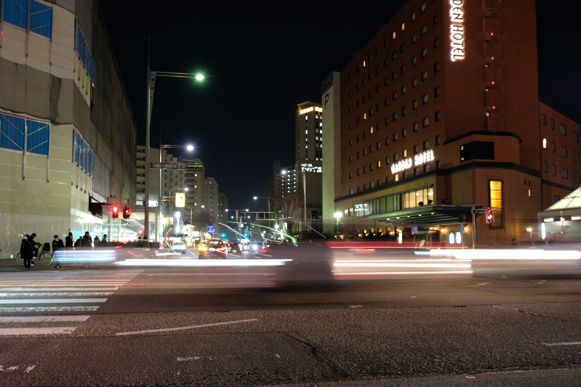 X-H1 + XF16-55mmF2.8（道路を撮影）