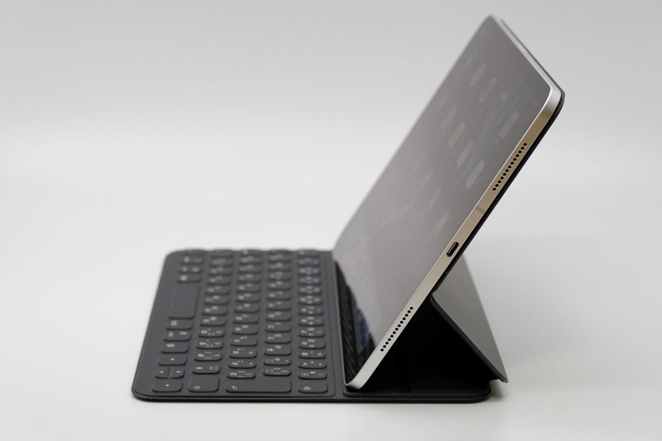 Smart Keyboard Folio キーボードスタイル