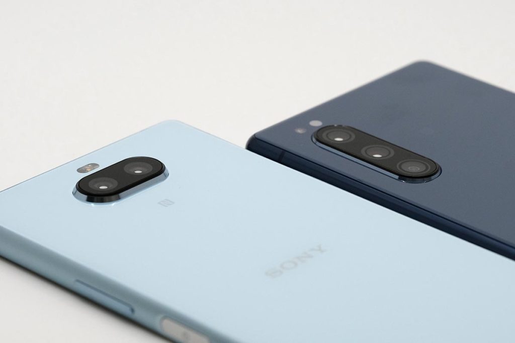 Xperia 8とXperia 5のリアカメラ