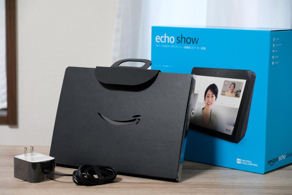 Echo Showのパッケージと中身