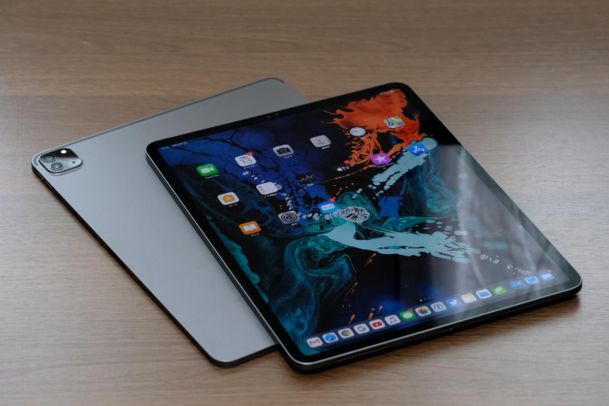 マルチボーダーシリーズ iPadPro(第4世代)12.9inch128GB+キーボード