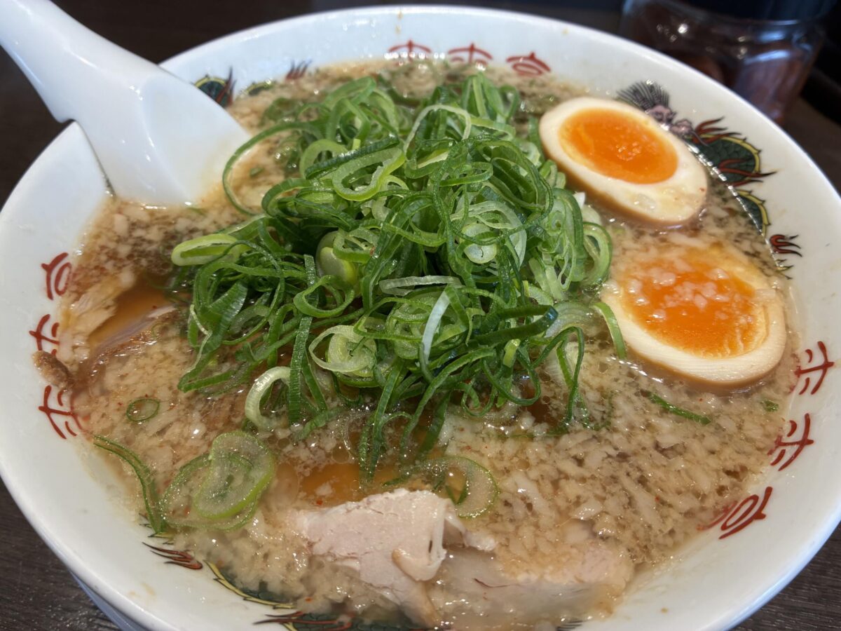 iPhone 16e 広角×1 ラーメン