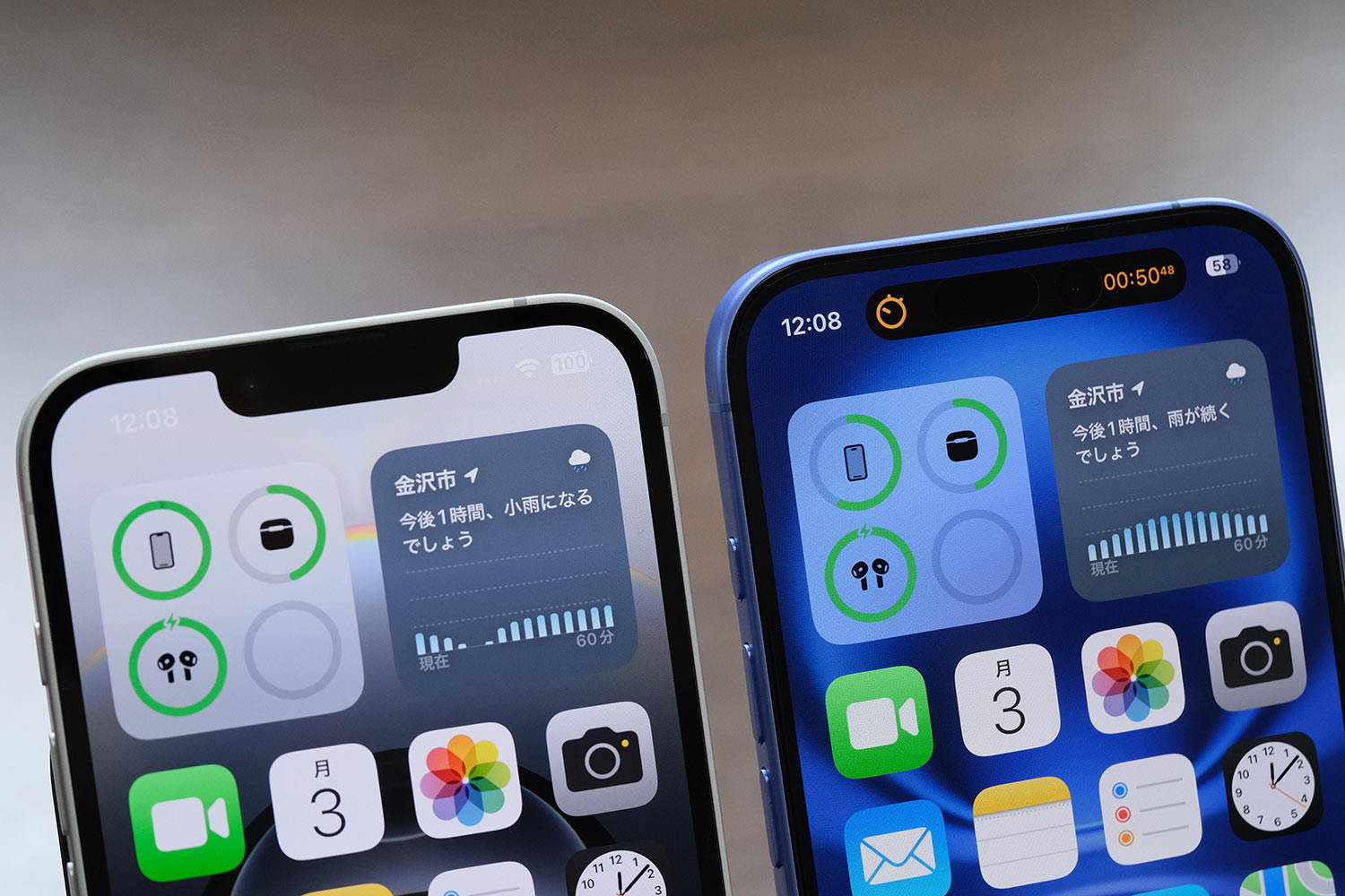 iPhone 16e vs 16 ノッチとDynamic Island